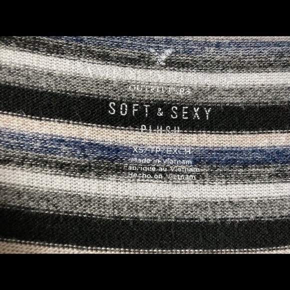 SOFT AND SEXY AE striped long sleeve V-neck - Picture 3 of 3